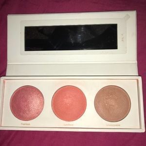 Real Hear Blush Kit